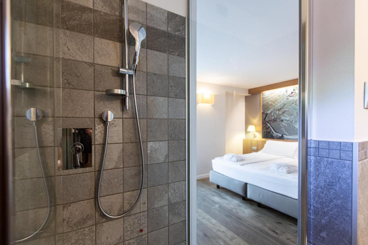 Wine Hotel Retici Balzi Poggiridenti المظهر الخارجي الصورة